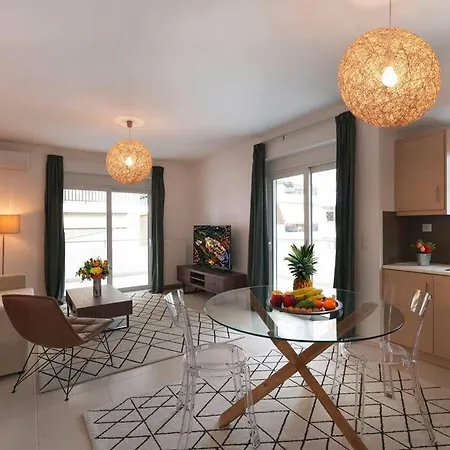 Pagrati Cozy In Apartment *