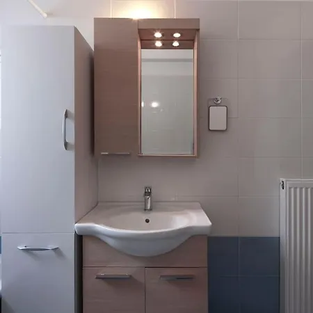 Pagrati Cozy In Atény